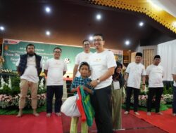 SEBARAN 4.0, Perwira Kilang Pertamina Dumai Ajak Puluhan Anak Yatim Belanja Baju Lebaran
